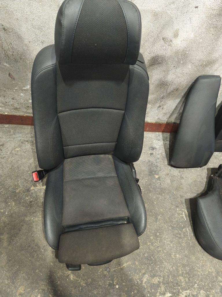 Bancos BMW e81 pack m