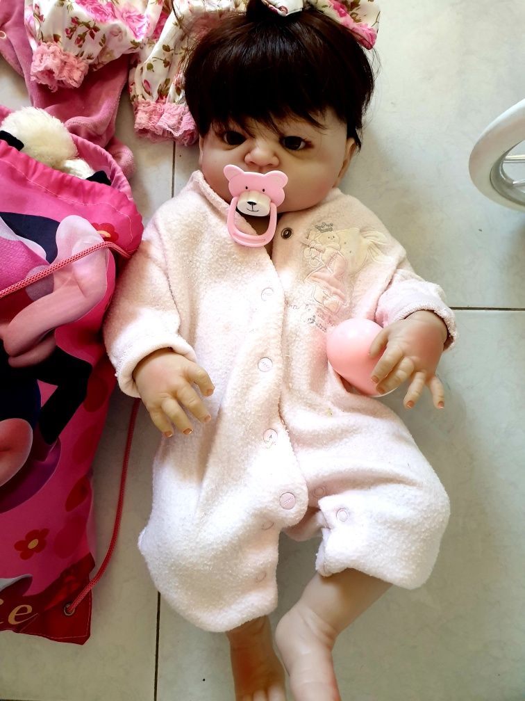 Carinha passeio com boneca