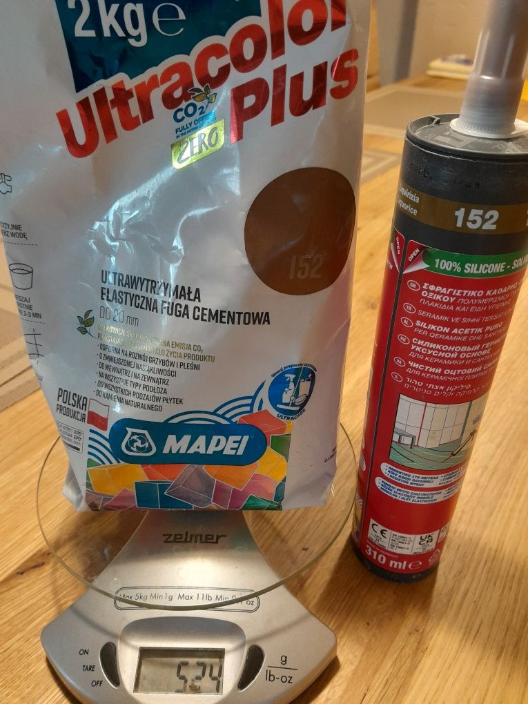 Fuga mapei 111 srebrny + silikon 100 ; fuga 152 lukrecja + silikon