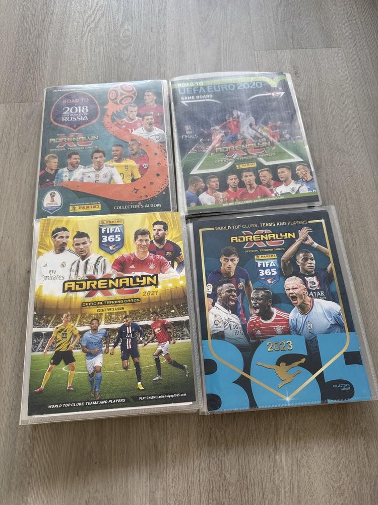 Album Panini 2018, 2020, 20221, 2023