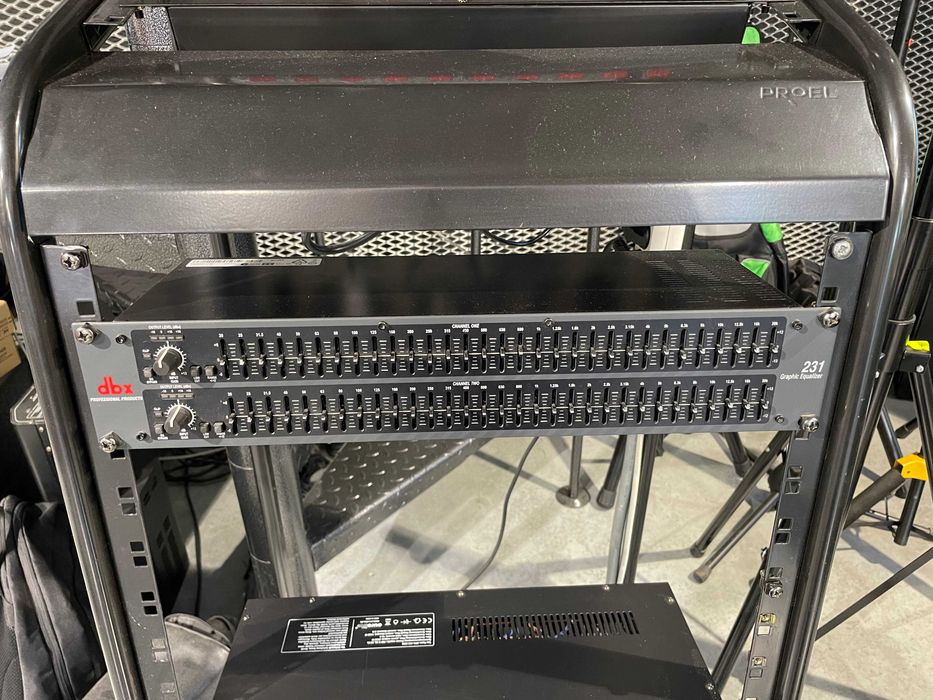 Powystawowy DBX 231 equalizer 2x31 pasmowy - ostatnie dwie sztuki