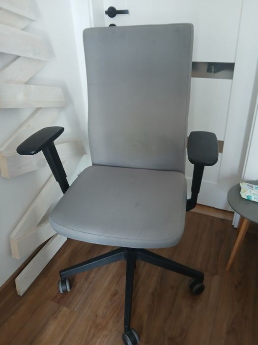 Fotel biurowy krzesło