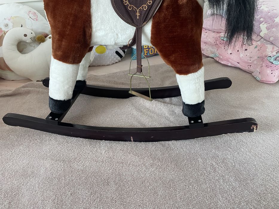 Kon na biegunach interaktywny bujak duzy kon