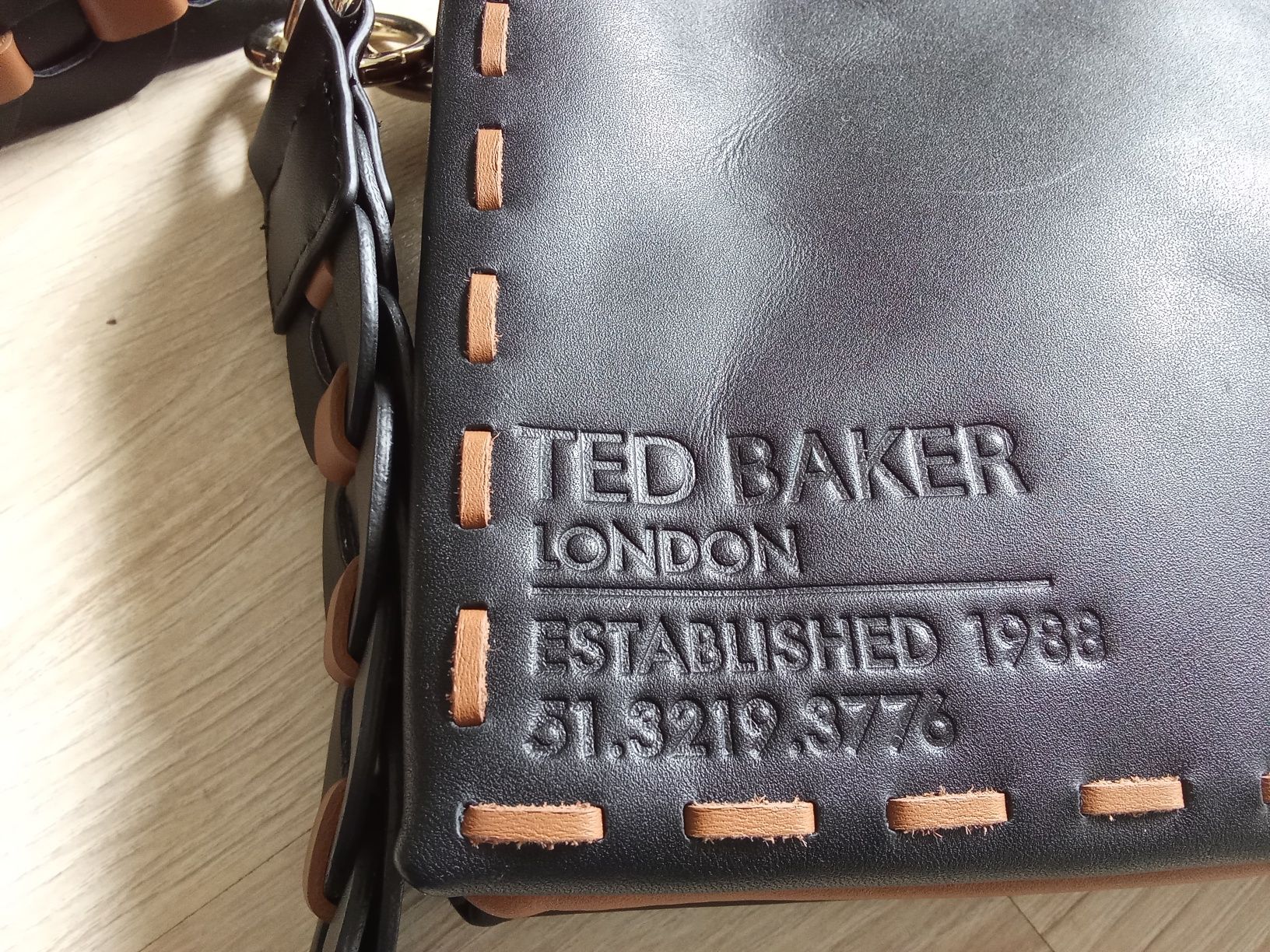 Ted Baker torebka crosbody skora bydleca