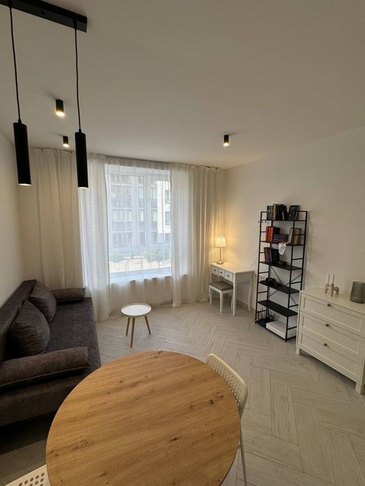 Оренда нової квартири- студії неподалік Бучанського парку! Без %!