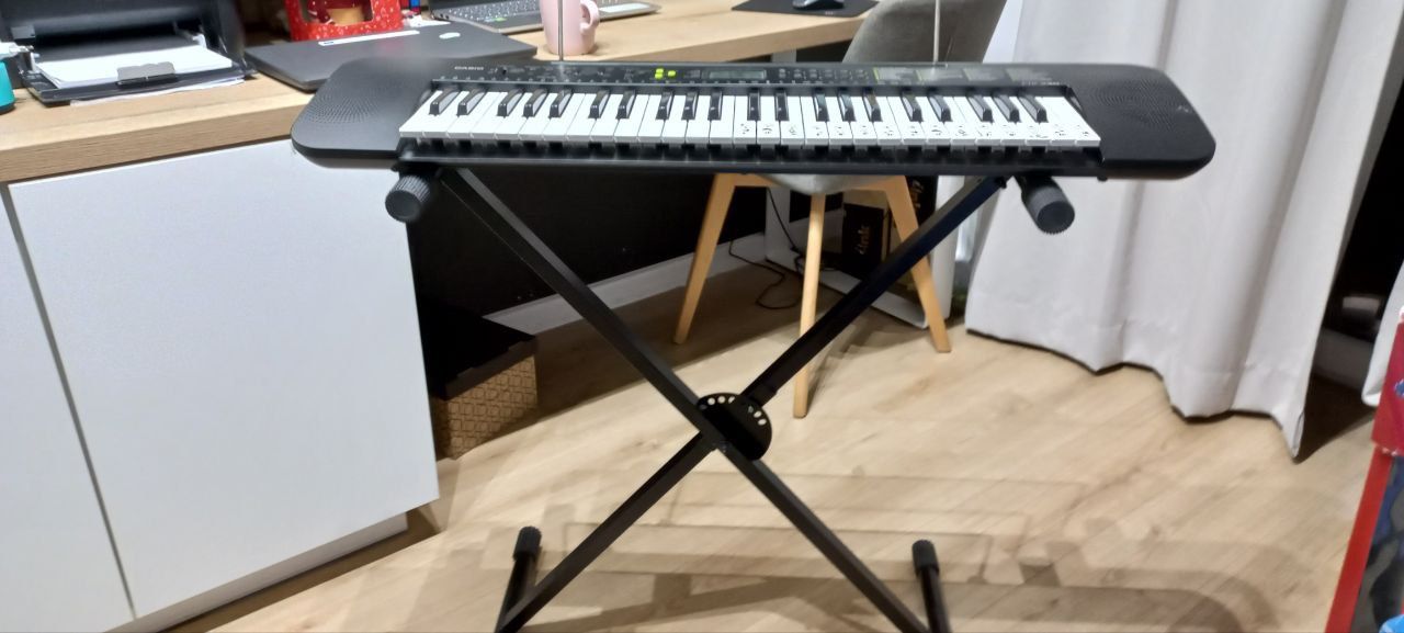 CASIO CTK-240 Keyboard