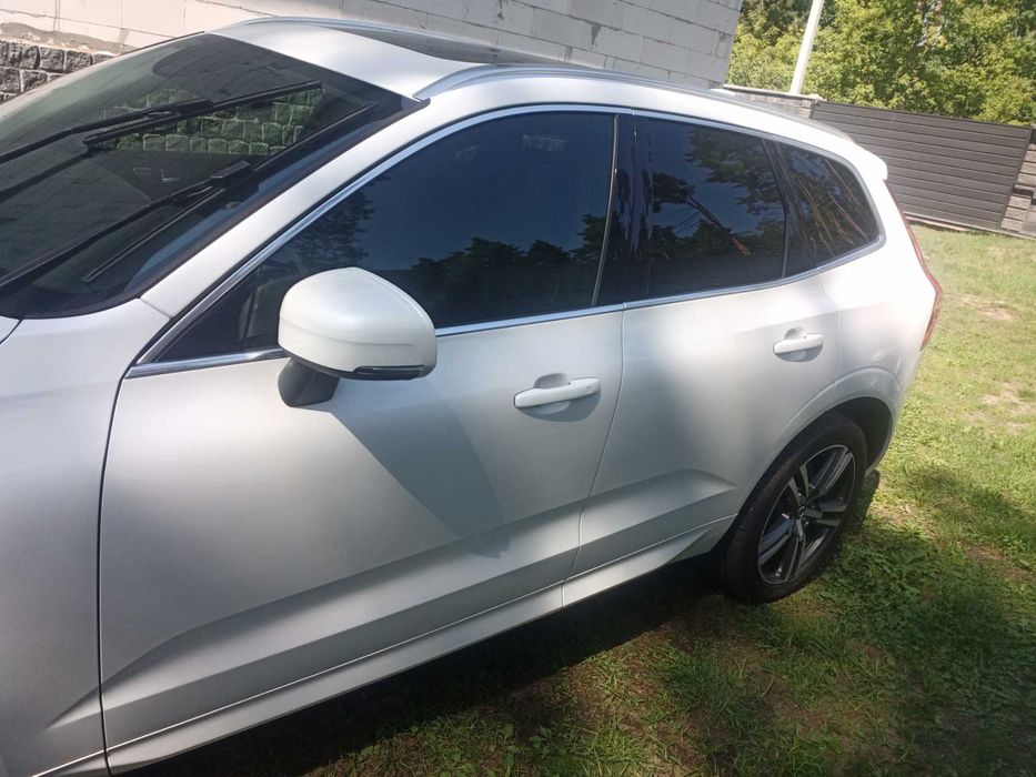 Продаю власний автомобіль VOLVO XC60 Momentum 2018 року