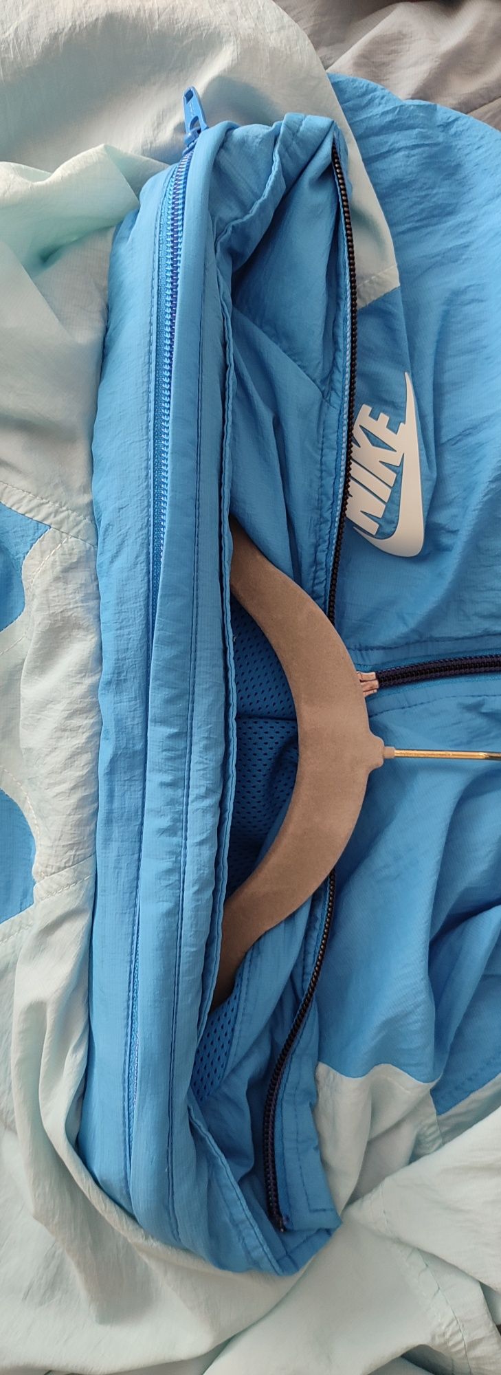 Kurtka NIKE męska młodzieżowa przejściowa z kapturem r. M
