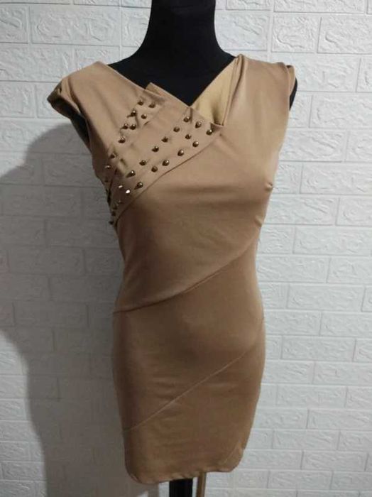 Sukienka rozmiar s cena 8 zł