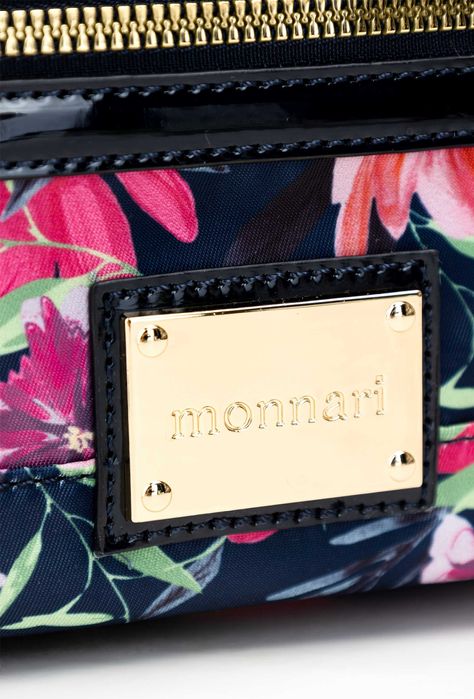 Monnari Plecak Damski W kwiaty kolorowy granatowy letni wiosenny logo