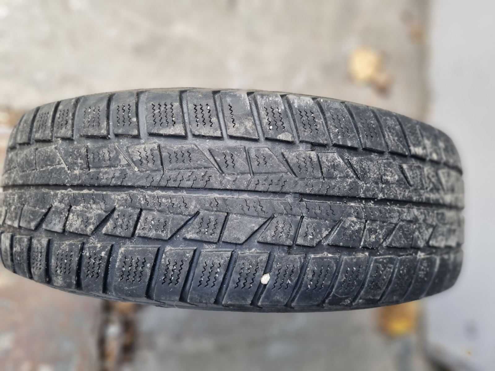 продам  колеса в сборе  R15 4шт,резина зимняя,185/60 R15