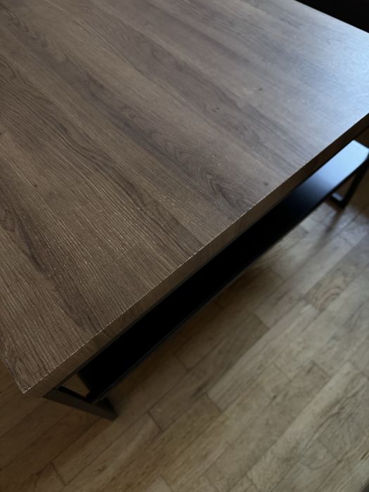 Stolik kawowy w stylu loft