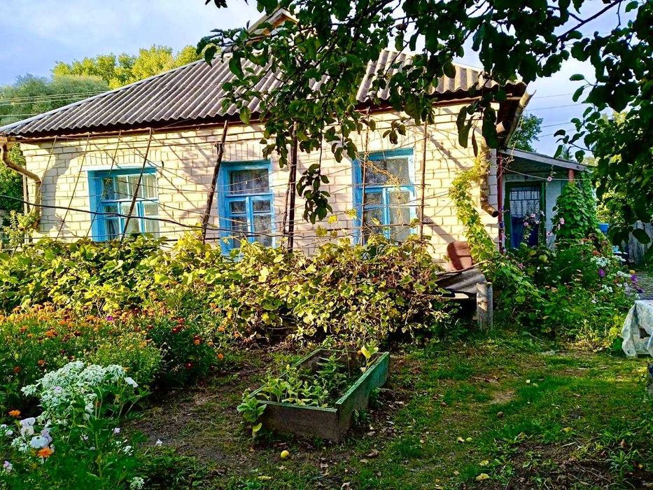 Будинок 70 кв.м на земли 12-ти соток у самому центрі Прибірська.