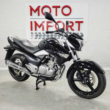 мотоцикл Suzuki GSR250 2015 р тільки з Японії в оригіналі+документи