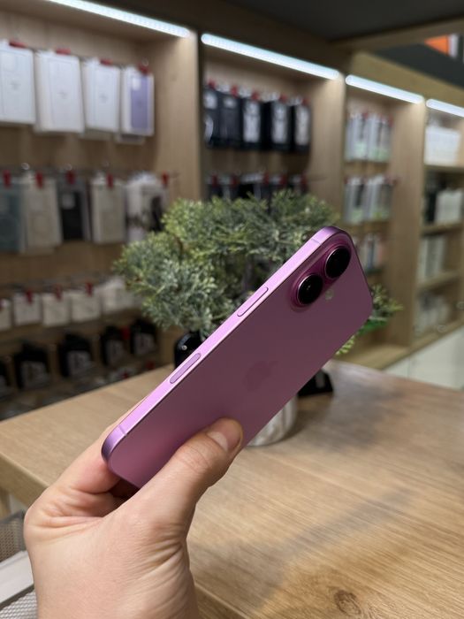 Б/у iPhone 16 128Gb Pink (Дефект)