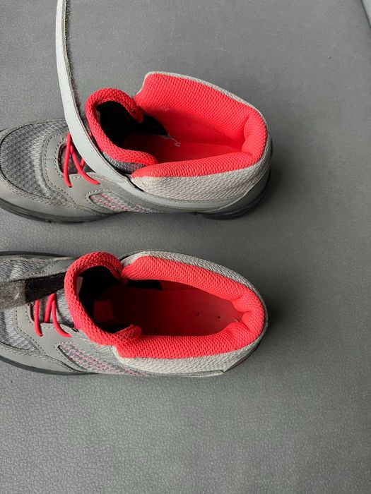 Buty turystyczne na zimę wodoodporne Quechua MH100 r. 33 wkładka 21 cm