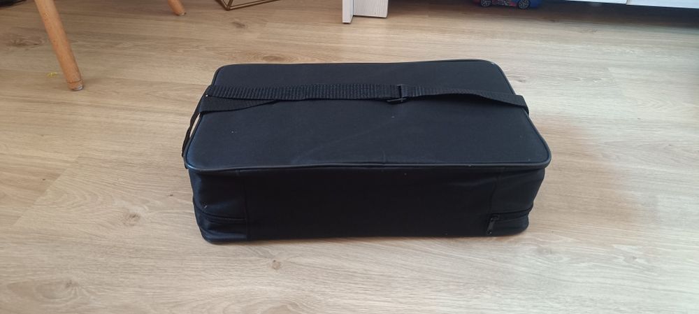 Poziomica laserowa, 4D, 360,statyw, akcesoria, torba, 2 baterie