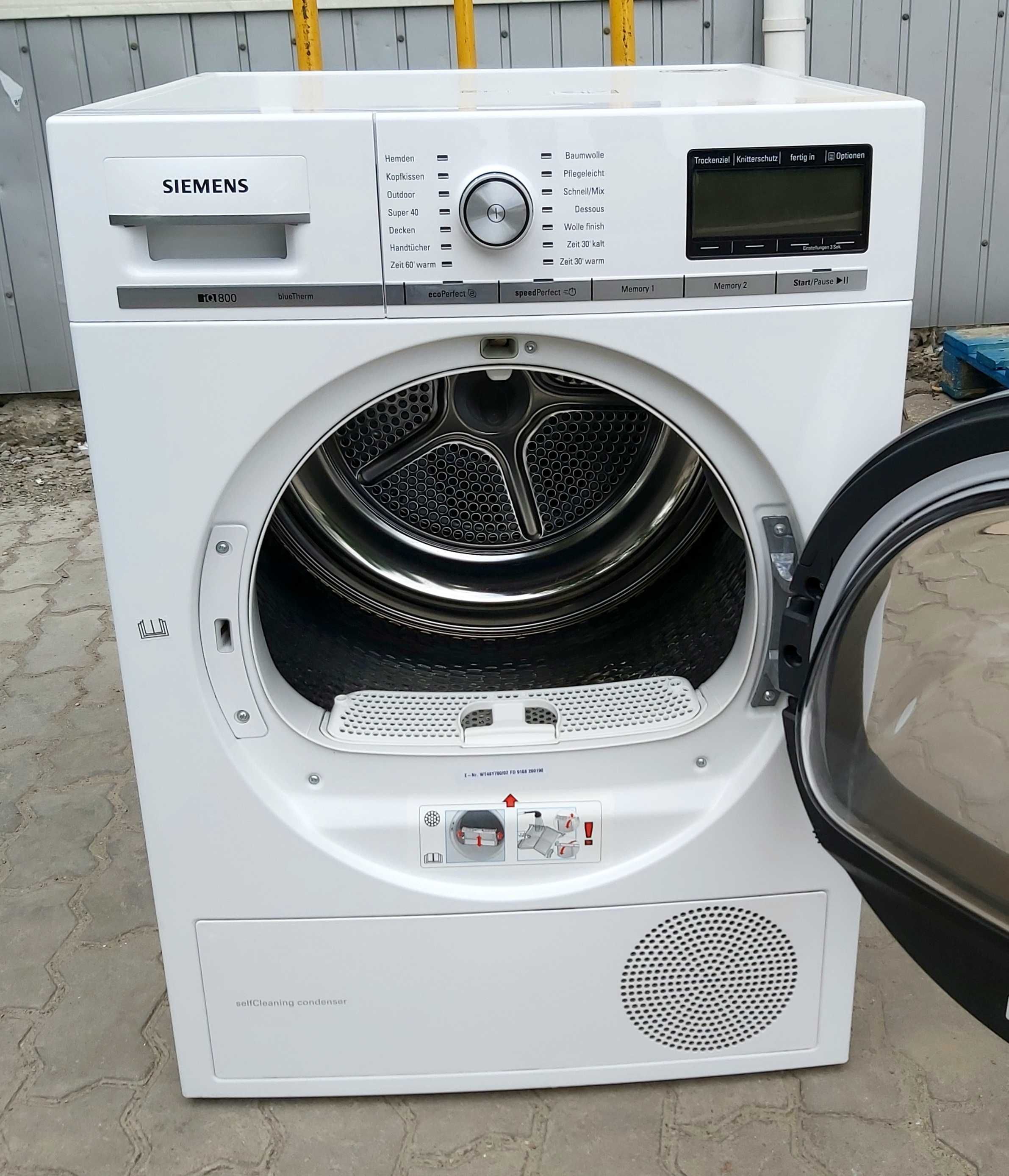 Топовая сушильная машина Siemens iQ800 WT47Y701 iSensoric Premium