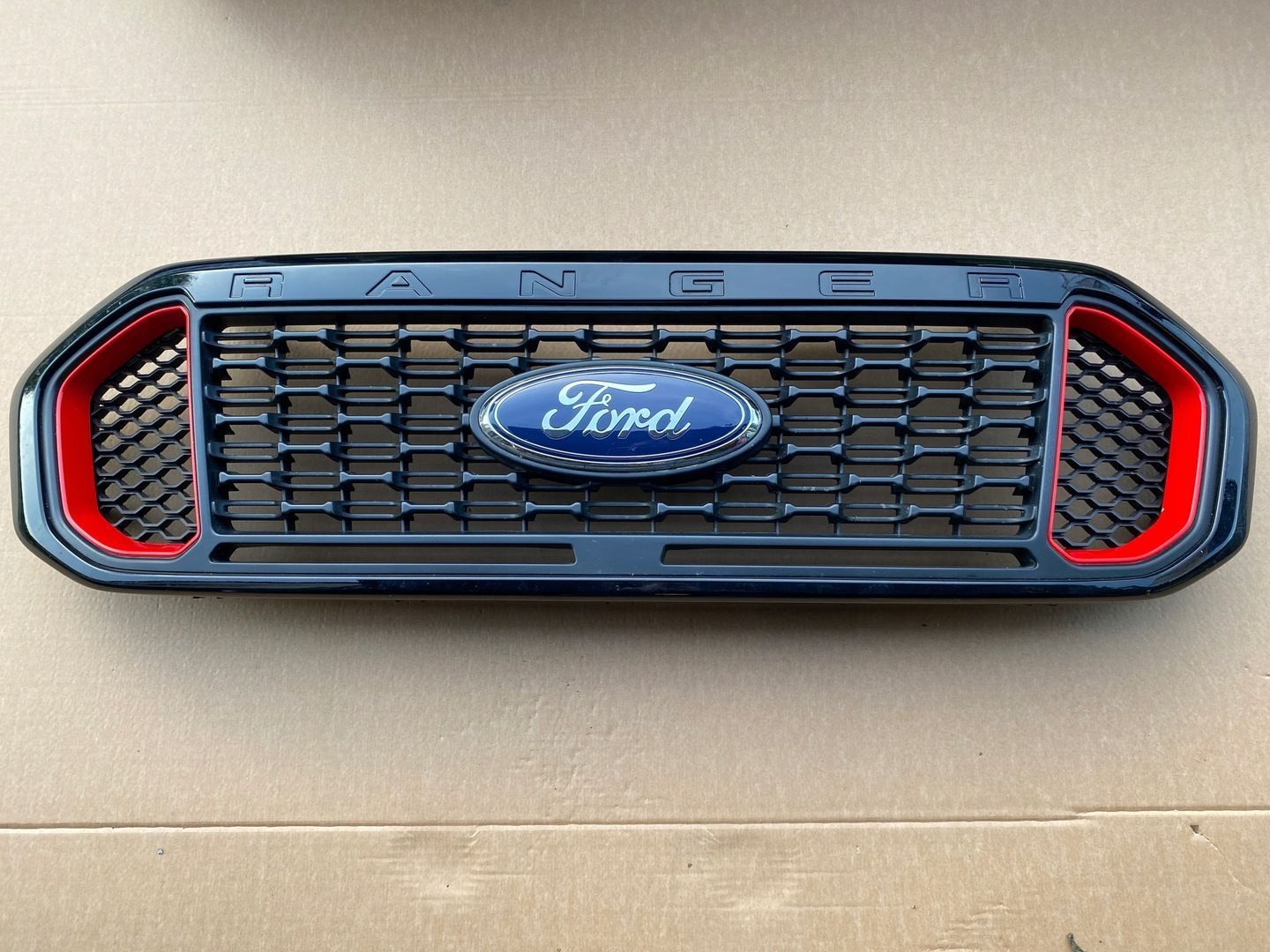 ATRAPA Ford Ranger Raptor