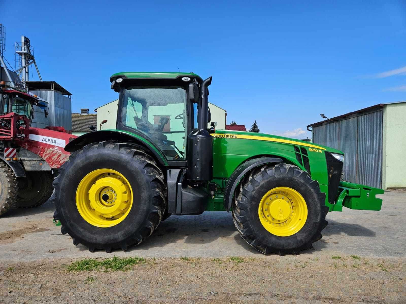 Traktor John Deere 8310R PowerShift, class, fendt