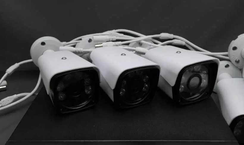 Захист та контроль комплект видеонаблюдения з 8 камерами