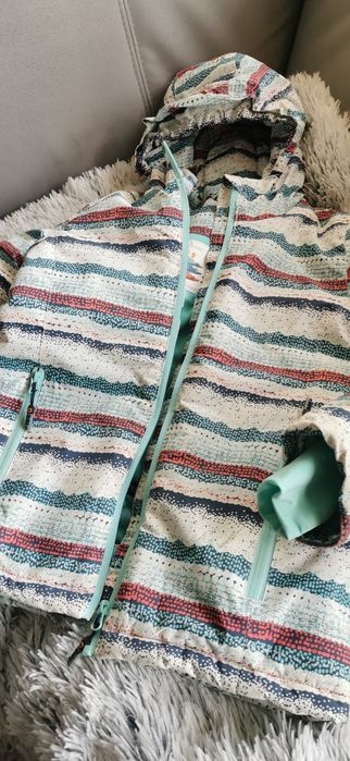 Kurtka cocodrillo dla dziewczynki rozmiar 140