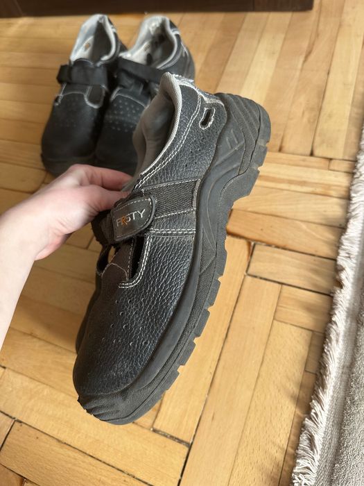 Взуття для виробництва вживане