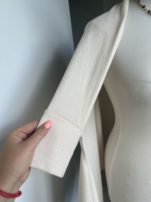 Nowe bolerko narzutka na suknię kremowe ze srebrnymi drobinkami