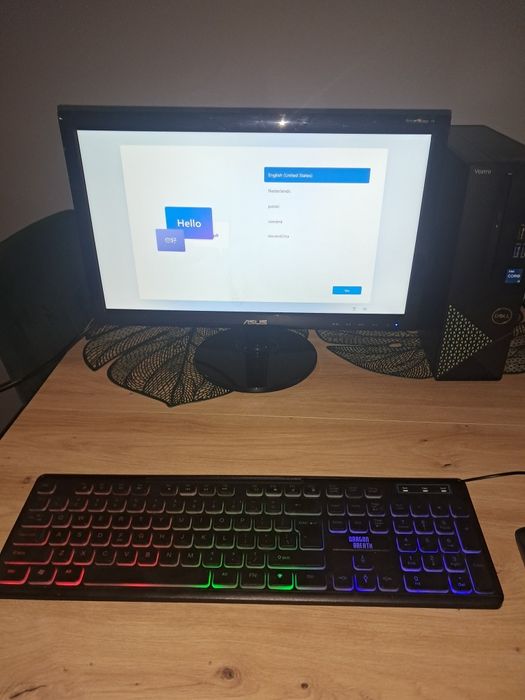 Dell Vostro 3710 + monitor Asus