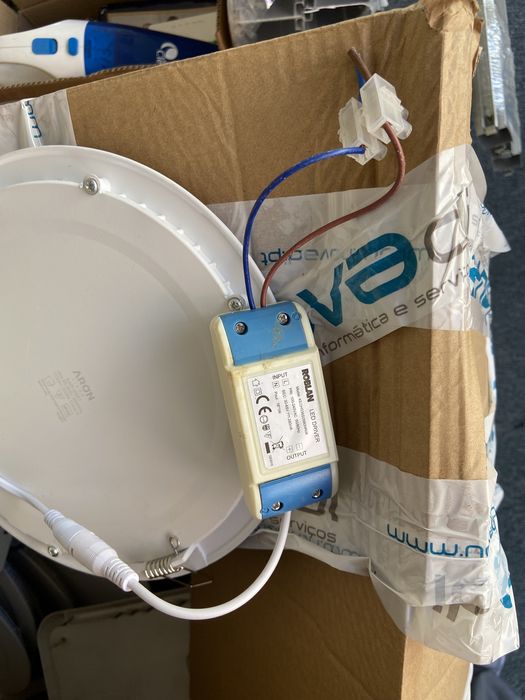 Focos LED 3000k 18W