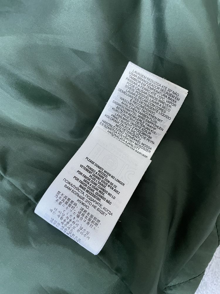 Мужская Стеганная курточка Levis,оригинал,идеал,S-M,Пуховая,Бомбер