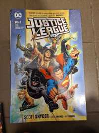 Komiks po angielsku Justice League Vol 1 Totality Snyder