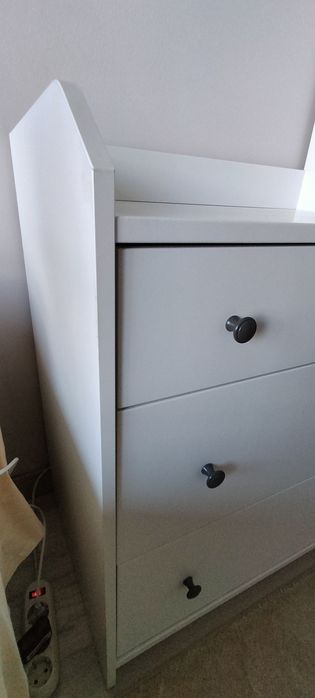 Cómoda 3 gavetas IKEA hauga