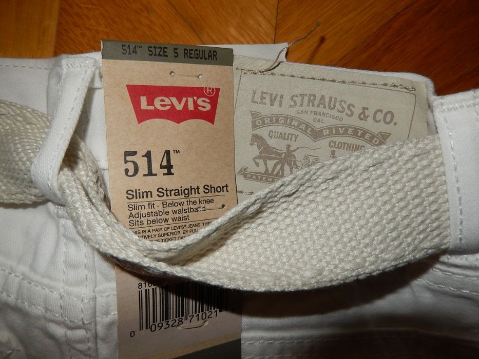 Spodenki LEVI'S pasek - NOWE 4-5 LAT (rozm.104-110)