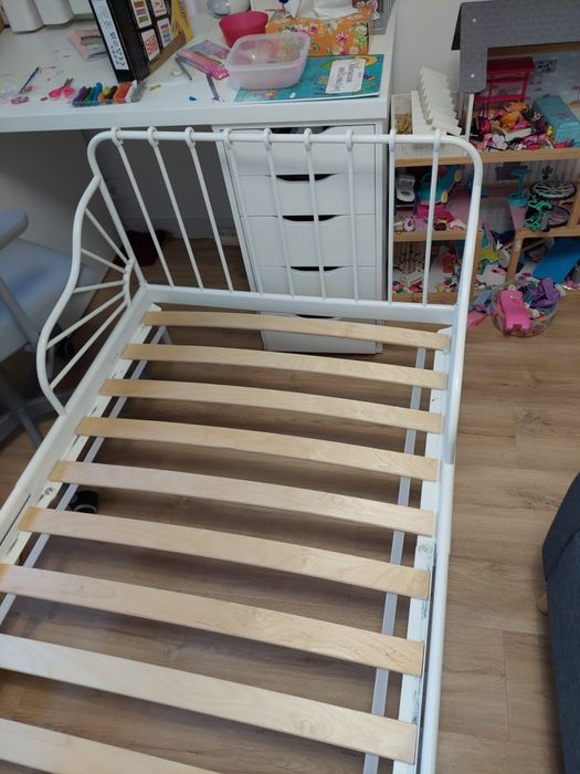 Łóżko dziecięce Ikea Minnen białe  z materacami 80x200