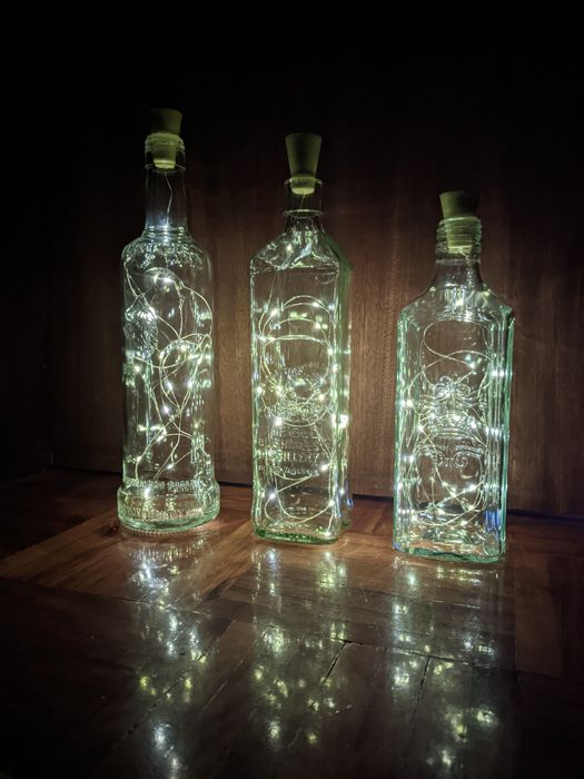 Candeeiros de garrafas