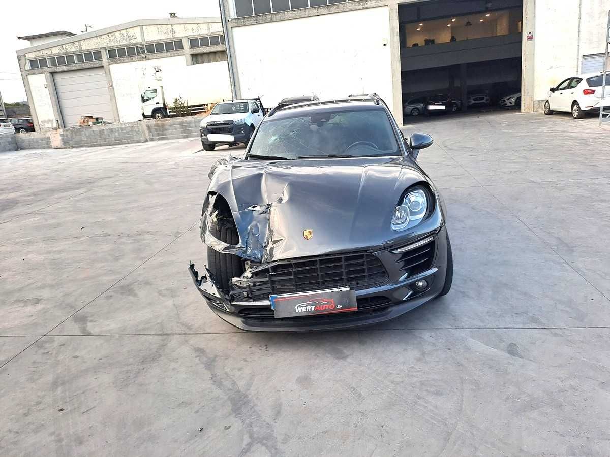 Porsche Macan 2.0, 2016
