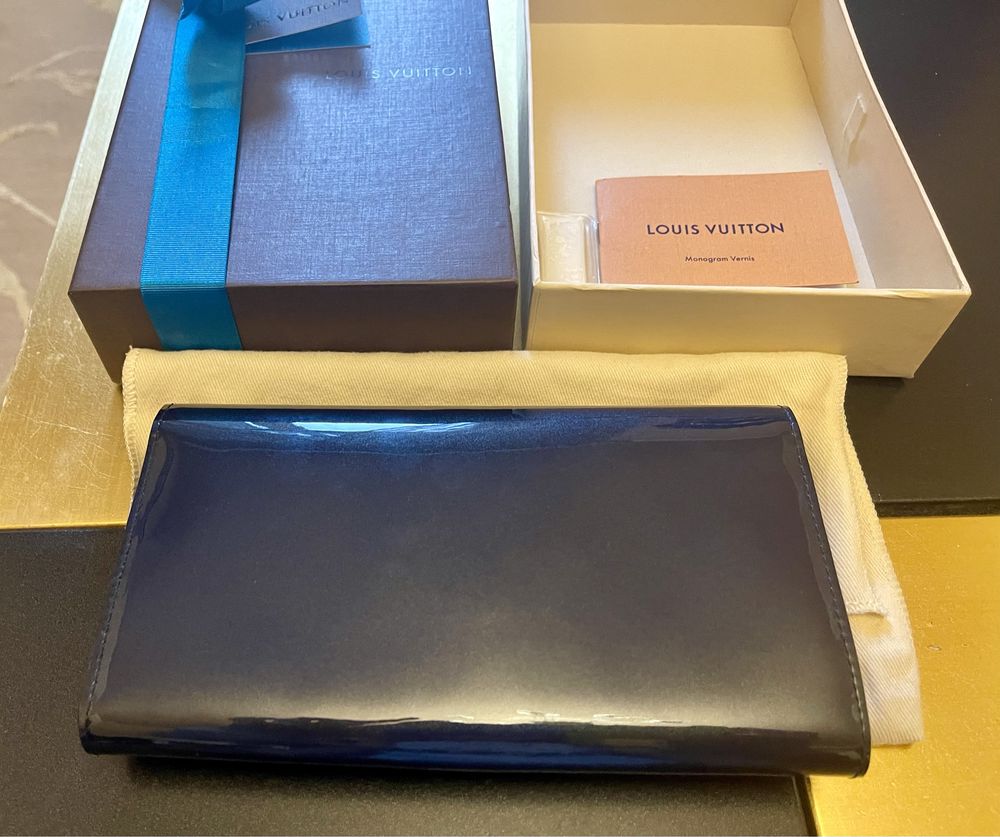 Гаманець жіночий Louis Vuitton Portefeuille Twist Navy(оригінал)