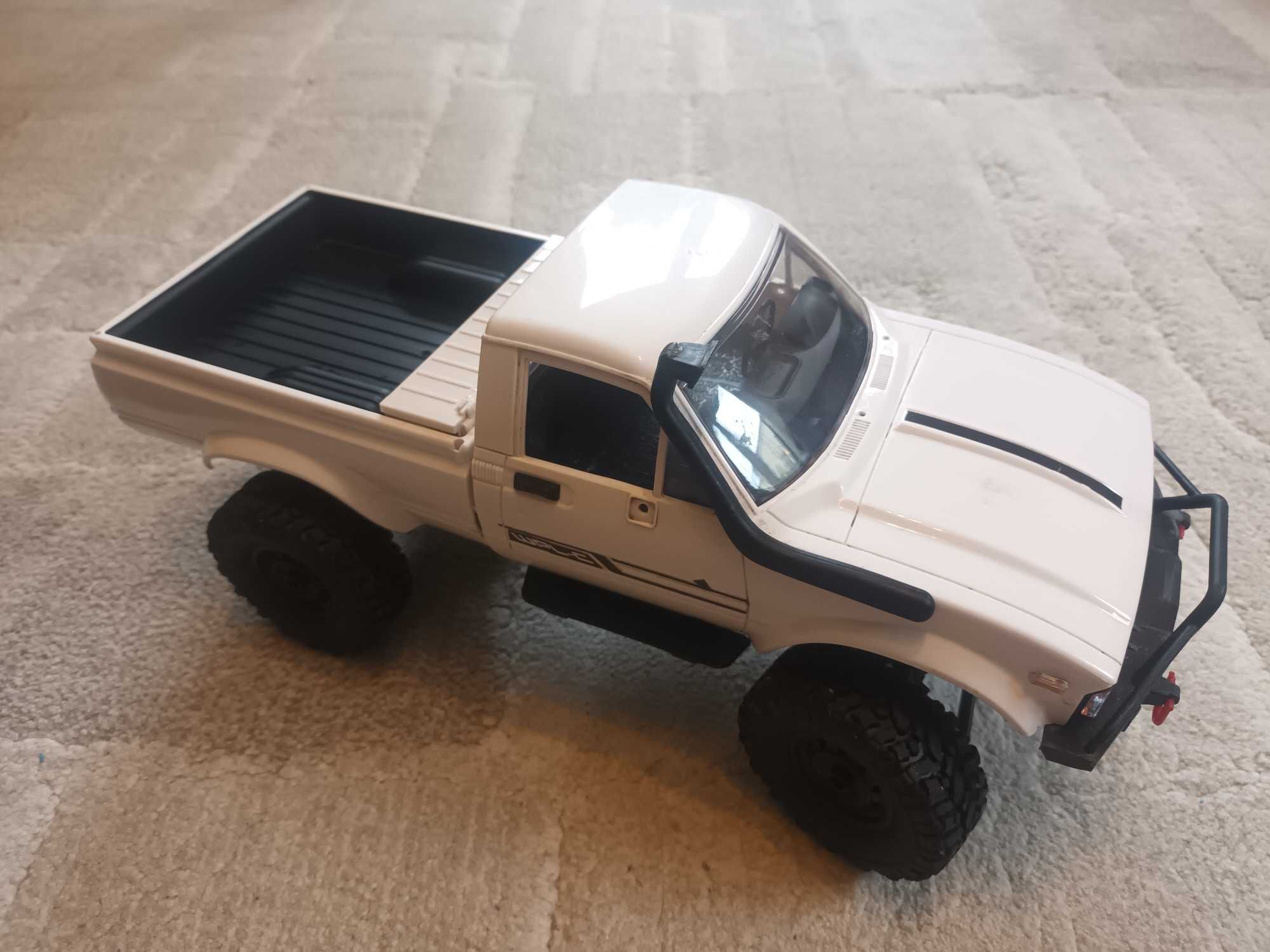 WPL C24 samchód sterowany 4x4 crawler