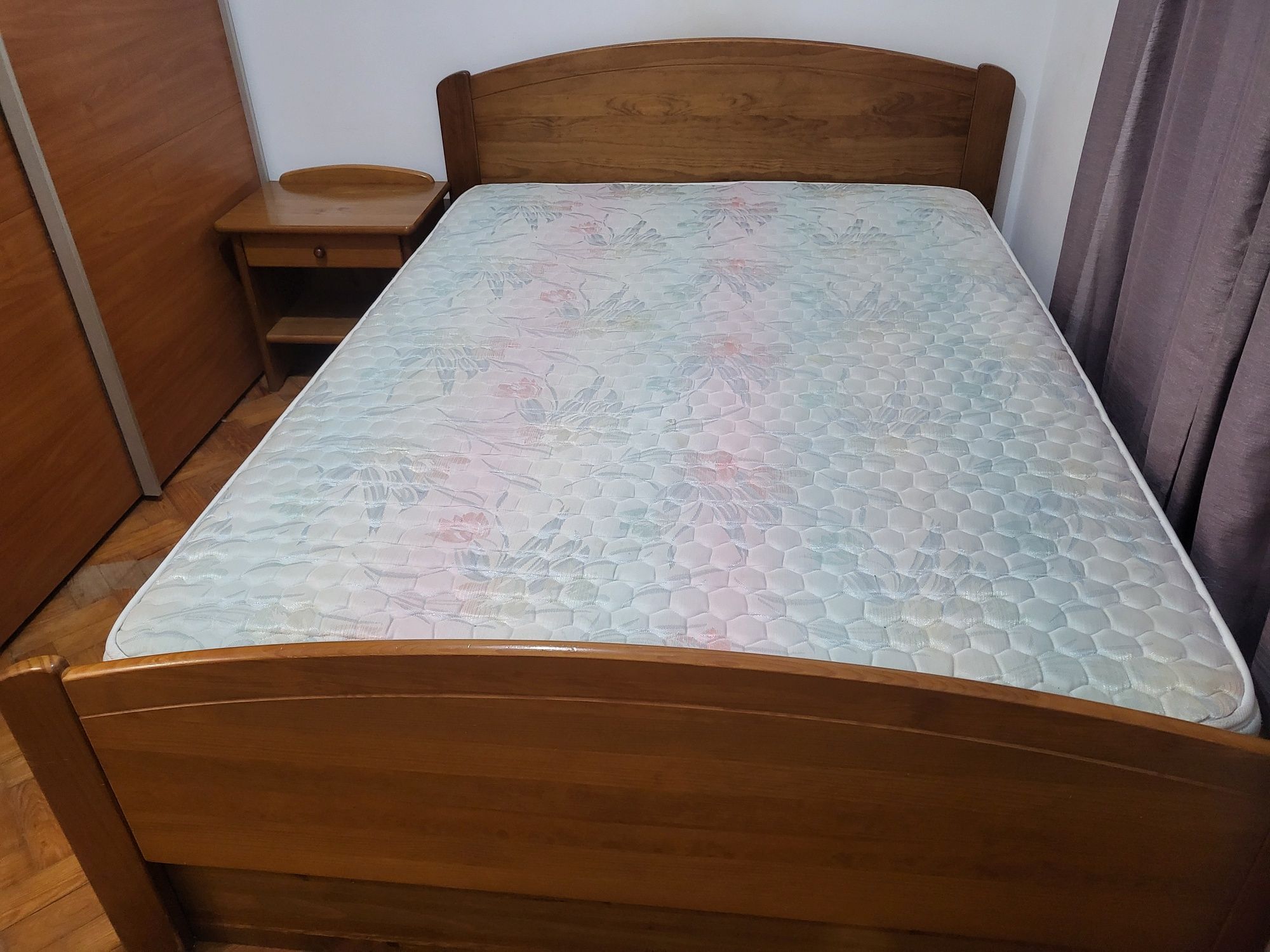 Quarto pra arrendar pra senhora