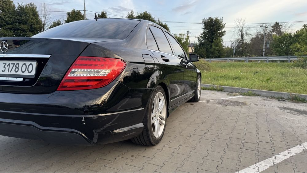 Mercedes-Benz C250