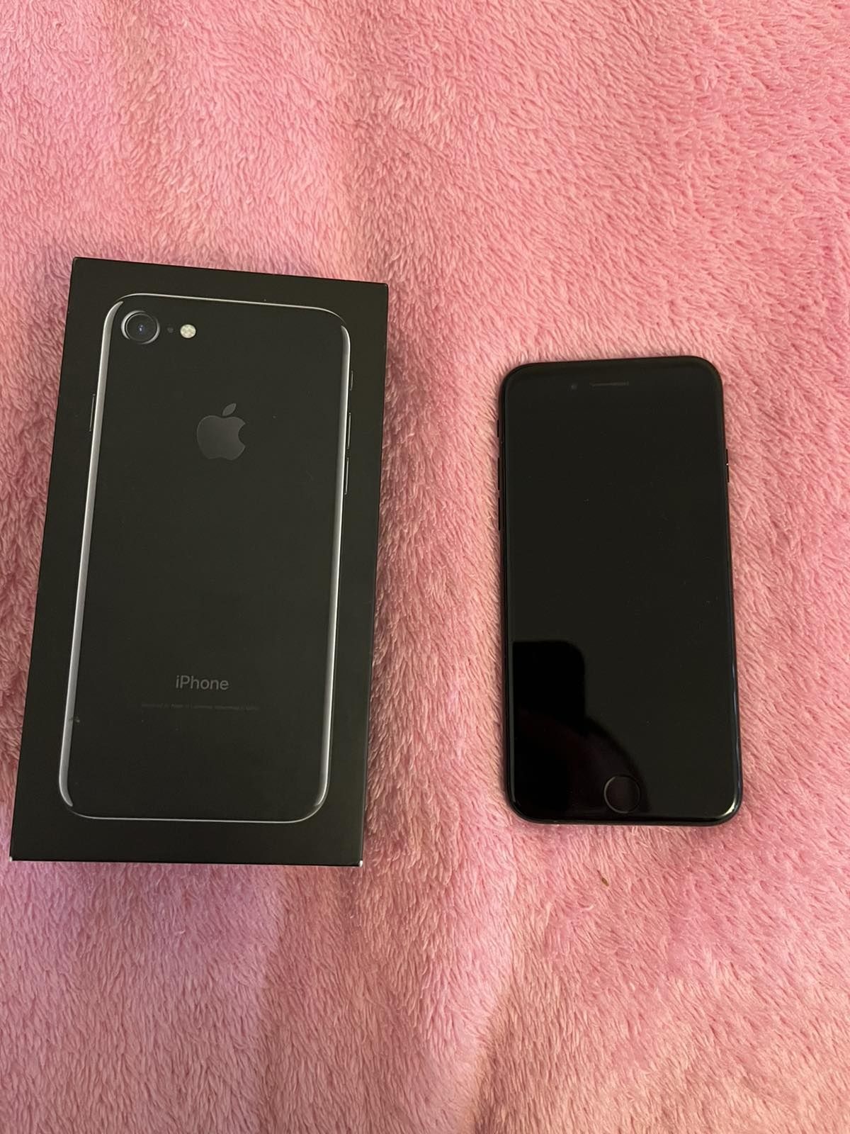 Продам Iphone 7 32 gb