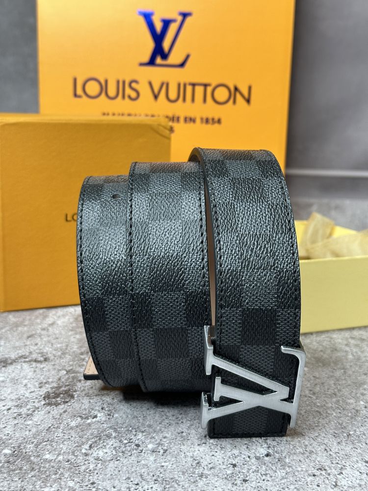Чоловічі ремені Louis Vuitton мужские ремни LV ЛЮКС с коробками