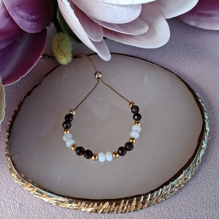 Damska bransoletka, biżuteria z kamieni naturalnych. Prezent. Rękodzie