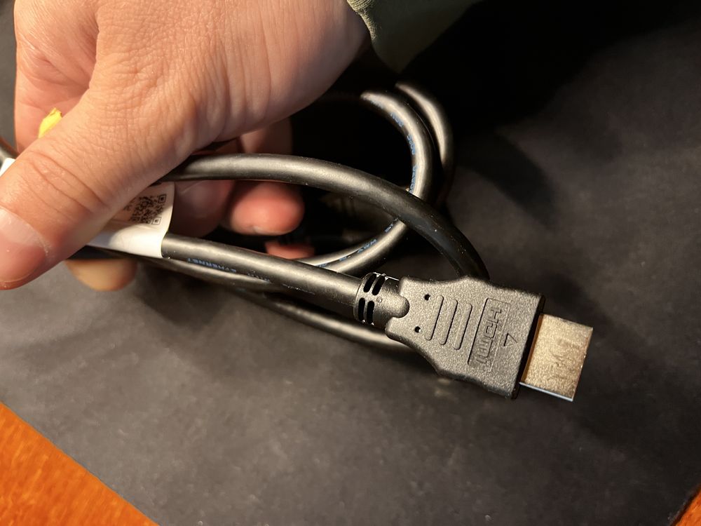 Kабель DisplayPort
