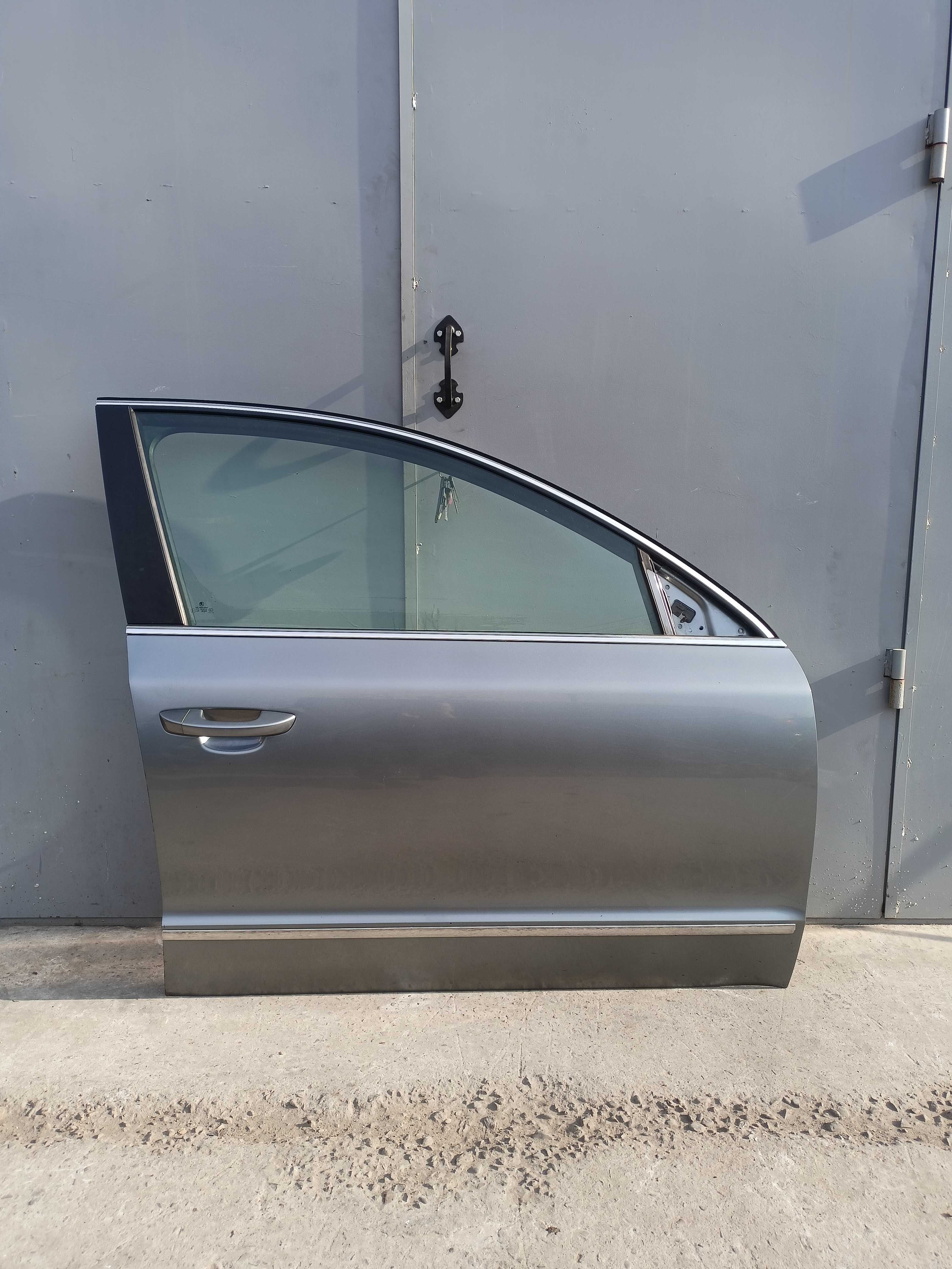 Двери Двері Skoda Superb 2 Шкода Суперб 2 Колір LF8L-2G2G