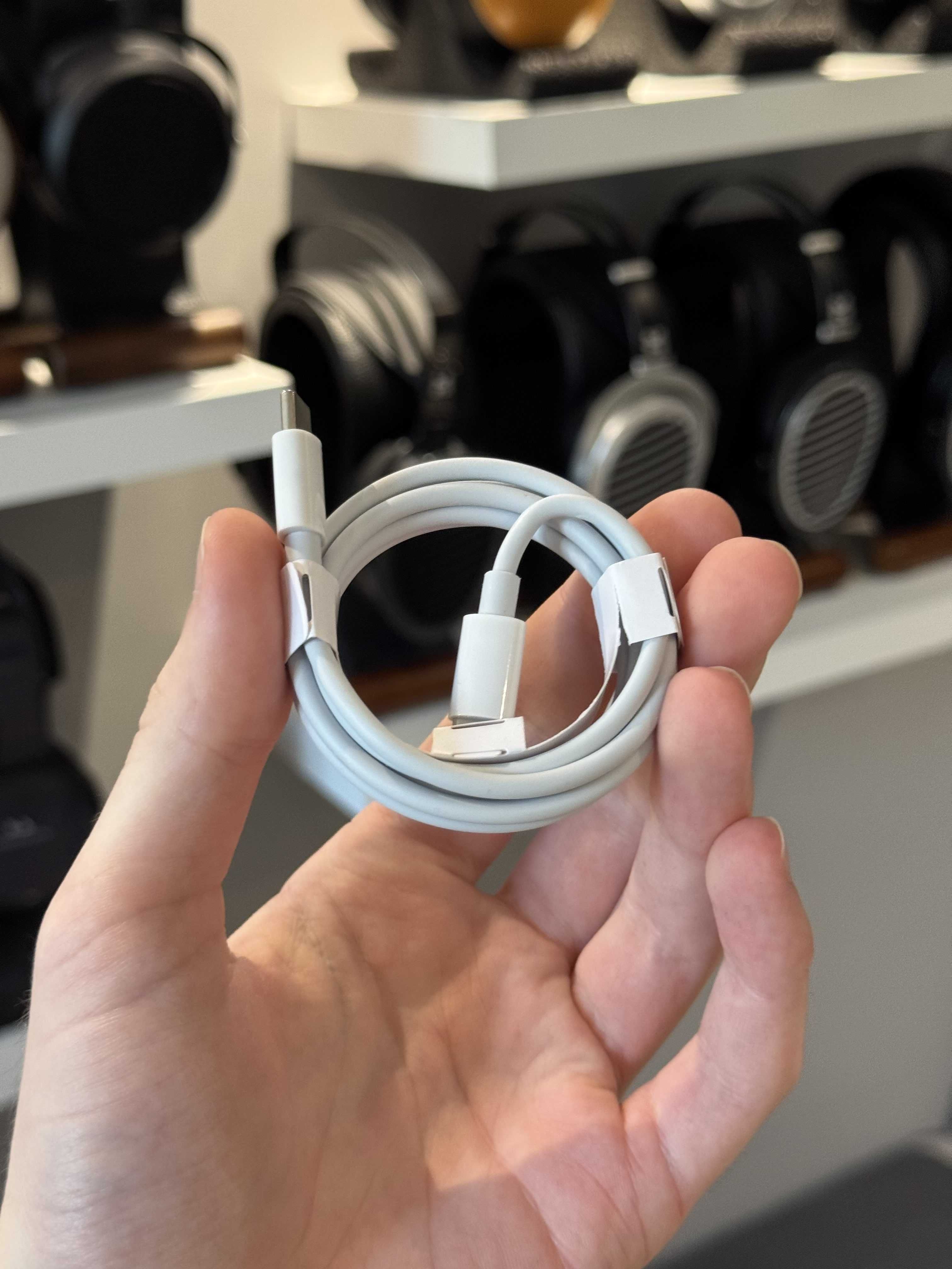Biały kabel USB-C do USB-C kompatybilny z Apple iPhone