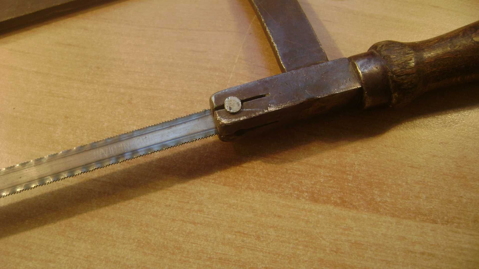 Starocie z PRL - Stare narzędzia = Piła do cięcia metalu przedwojenna?