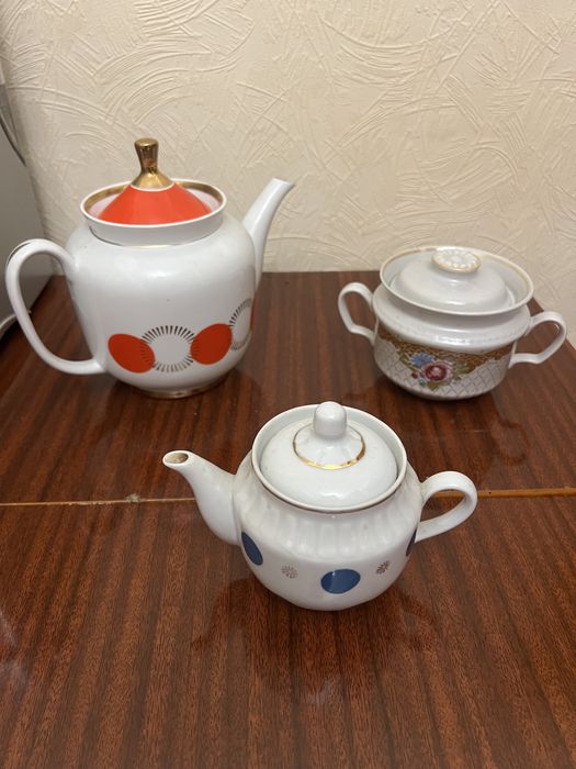 Чайники, сахарница эпохи СССР