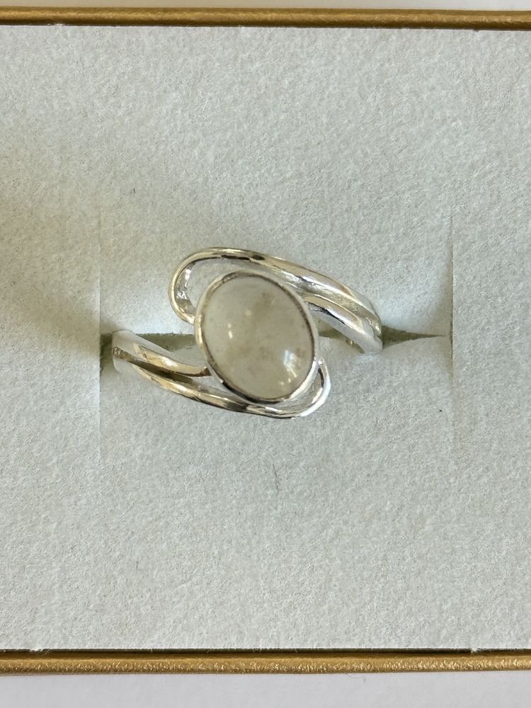 Srebrny pierścionek warmet z agatem